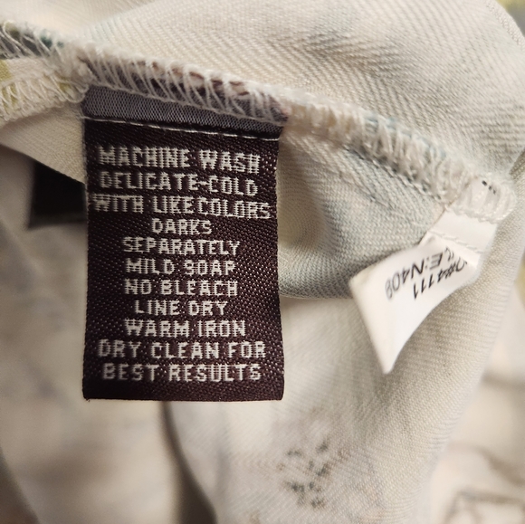 Kim Taylor Reece collection by Hilo Hattie Hawaiian print shirt - Picture 6 of 9